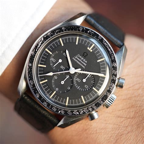 omega speedmaster 105.012 reference numbers